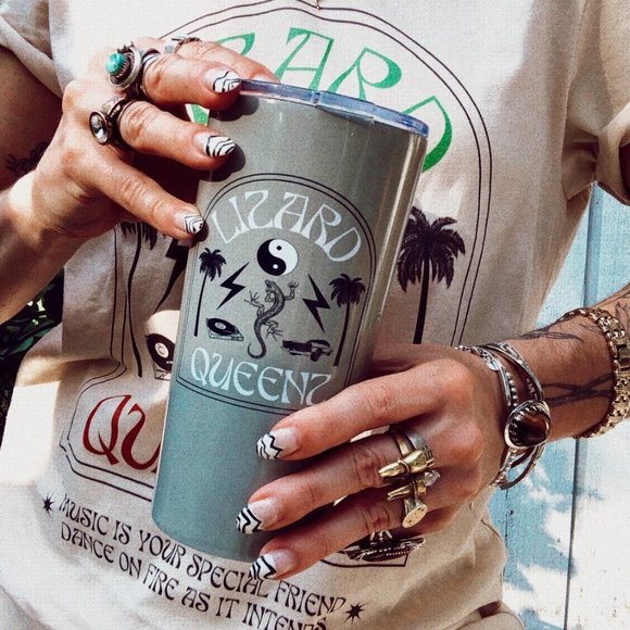 Meet your Posher, LIZARD QUEENZ 🦎 👑 - Picture 12 of 16